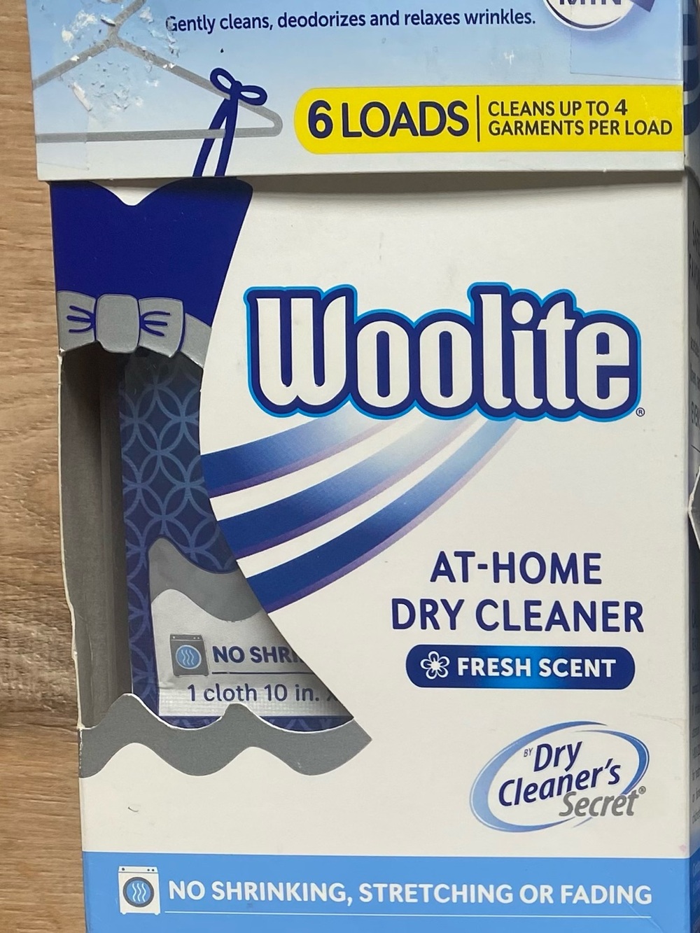 Woolite At-Home Dry Cleaner Fresh Scent 6 Cloths Laundry Dry Cleaning Kit